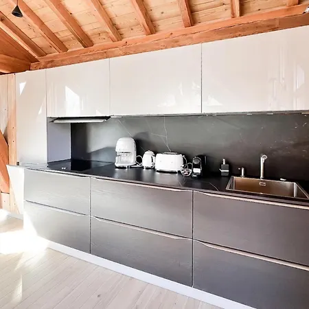 Chalet Le De Carole -